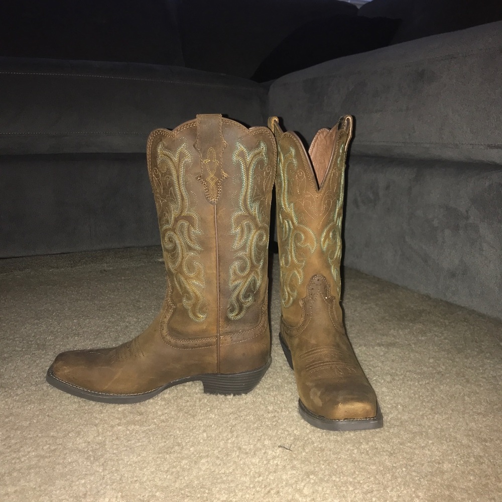 Women’s Justin Cowboy Boots